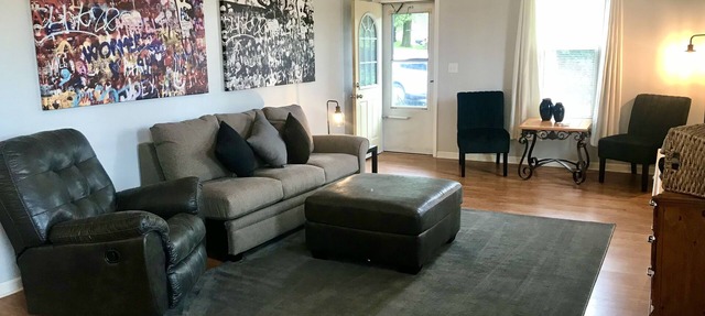 Great Homebase Bungalow - 10 Mins to Starved Rock! in La Salle