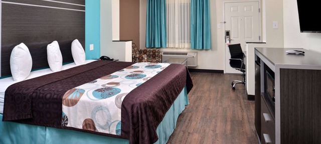 Great Relaxing Overnight Stay! Comfortable Unit! Close to ExxonMobil Campus! in Spring