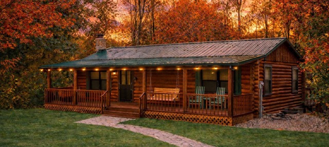 Havenbrook~Rustic luxury, 10acres, hot tub in New Plymouth