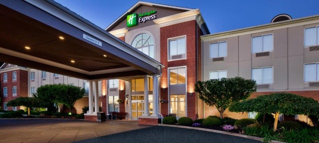 Holiday Inn Express Hotel & Suites Youngstown North-Warren/Niles by IHG in Warren