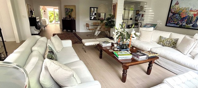 Impeccable Spacious Home on Paradise Island. Golf, sports, beach, relax in Key Biscayne