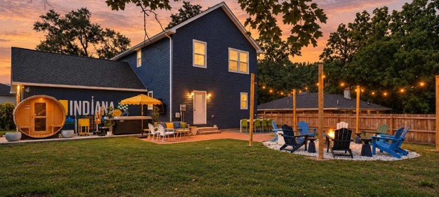Indy Escape - Sauna Hot Tub Firepit & Games in South Bend