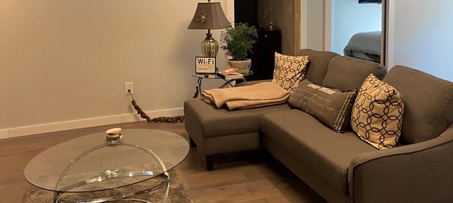 Johnson Place 204, Spacious and Modern in Hazard