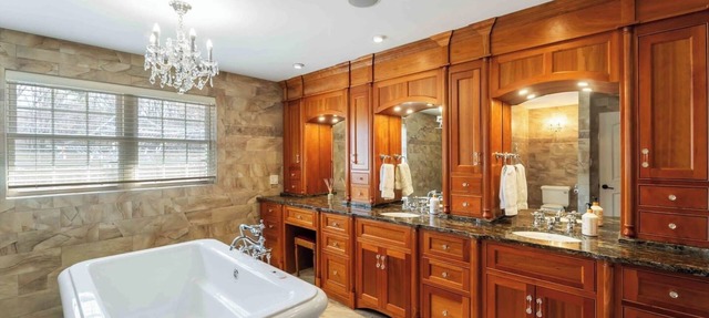 Kingston Private Executive Living Residence in Kingston