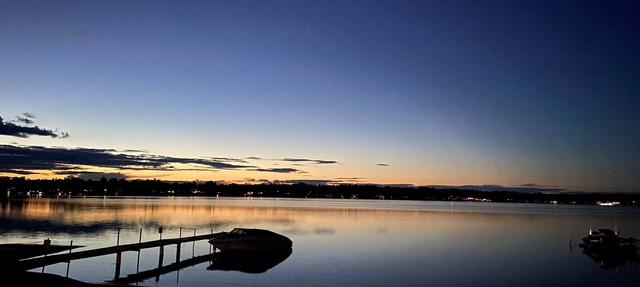 Lake/beach front property with kayaks, pedal boat, & row boat, near Tawas Bay in National City