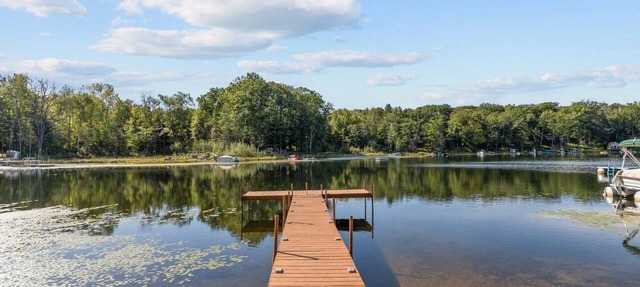 Lake Front! Private Dock! Water toys! in Gresham