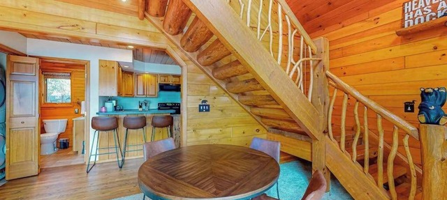 Lake House on Little Crawling Stone Lake w/patio, docks, grill, firepit, & WIFI in Lac Du Flambeau