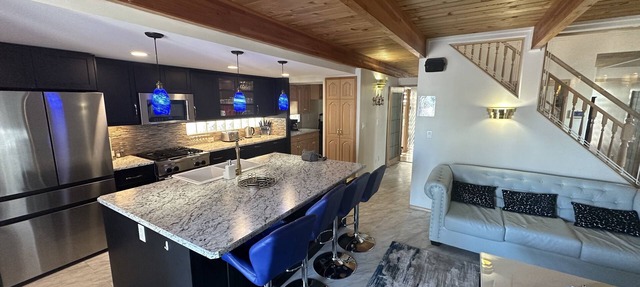 Lakefront Blue House License # STAR-04596 in Sylvan Lake