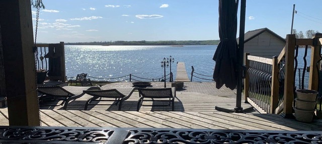 Lakefront cabin on beautiful Lake Isle. in Gainford