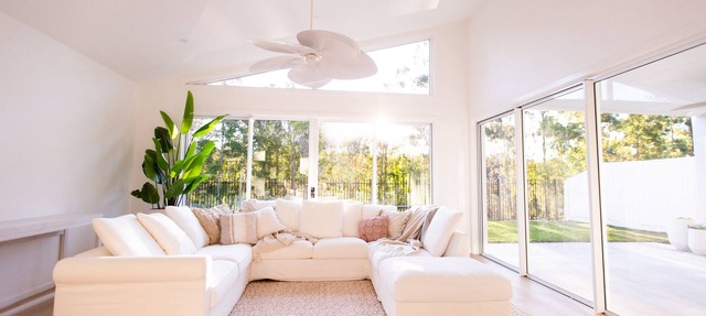 Large Golf Course home with resort-style facilities in Pimpama