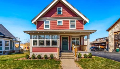 Little Red House in Cedarburg