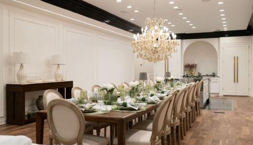 Luxury Gold Coast Duplex -8 Bedrooms 3 Bath in Chicago