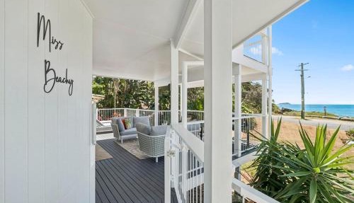 Miss Beachy - Stunning Beachfront Home, Pets OK in Sapphire Beach