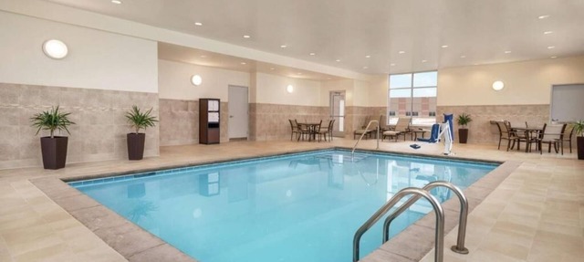 Modern Accommodations Close to Sports, Trails, and Local Hot Spots! in Brooklyn Park