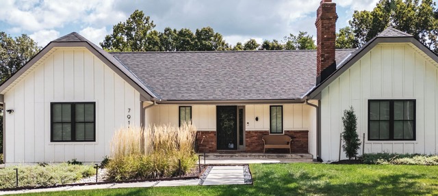Modern Lake Escape/World Cup Prime Location in Weatherby Lake
