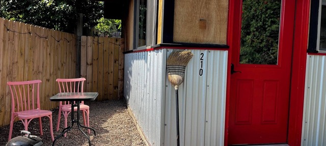 Mökki Birdnest - A Quaint Studio in the Heart of Downtown Grand Marais in Grand Marais