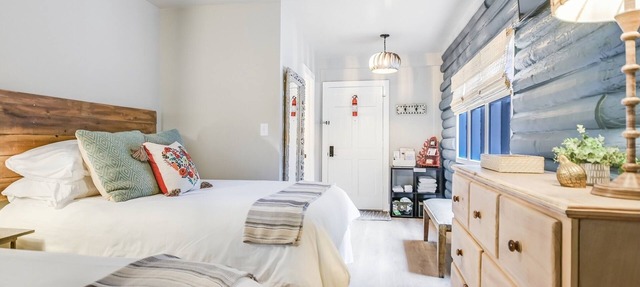 Nature Suite at Cabins on the Square | Wimberley Square + Cypress Creek in Wimberley