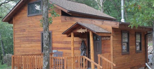 New Listing Quiet Secluded Cabin One Mile from Wildcat Shoals Public Access in Cotter