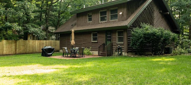 NEW Nestled Ducks Cabin Near Green Lake in Interlochen