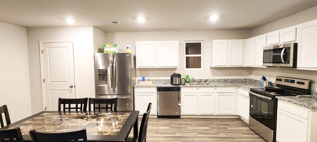 Newly Built Home Shepherdsville KY Close by Bernheim Forest 10mins to Louisville in Shepherdsville