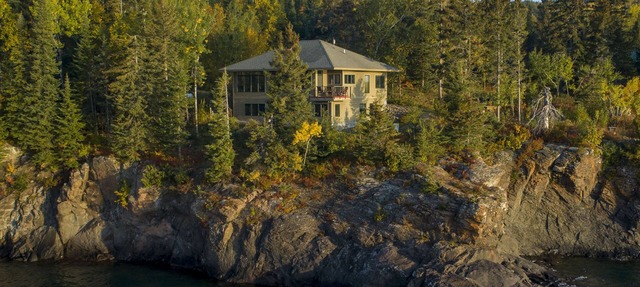 North Shore Headlands House - retreat house on Lake Superior in Silver Bay