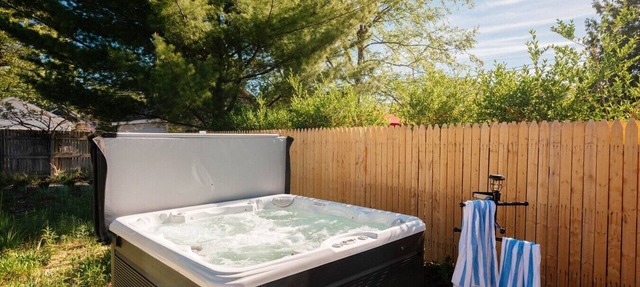 Northern Sky Cottages | 3 Houses | 8BR | 4BA | 2 Hot Tubs | Game Shed & Private Yard in Traverse City