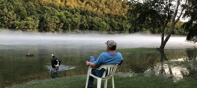 On the Banks of the White River, Private Boat Ramp, Great for Fishing & Groups in Flippin