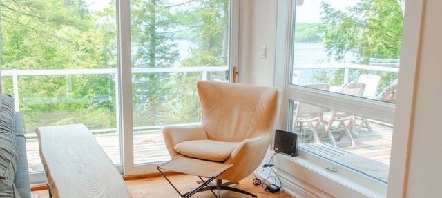 OvertheMoon Muskoka Bala Waterfront Retreat: Sauna in Bala
