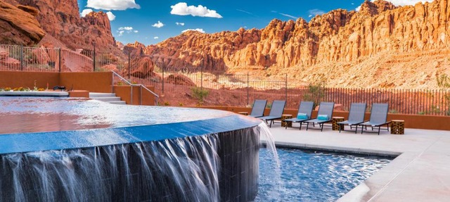 Padre Canyon Residences - Double Masters and King Suite with Pool in Ivins