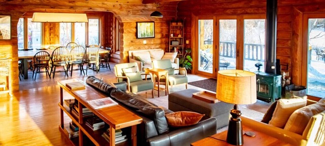 Peaceful Lakeview Cabin Stay On Private Pennisula in Campbellsport