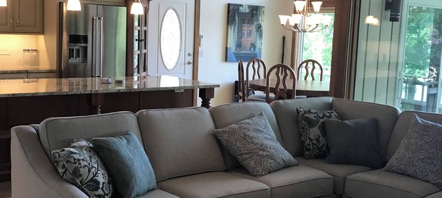 Pentwater Oasis, 4-bedroom house on Pentwater Lake, private docks available in Pentwater