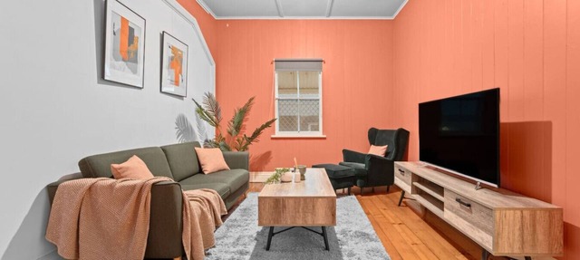 Pet-friendly! Budget Home Walk to Gabba/Hospital in Woolloongabba