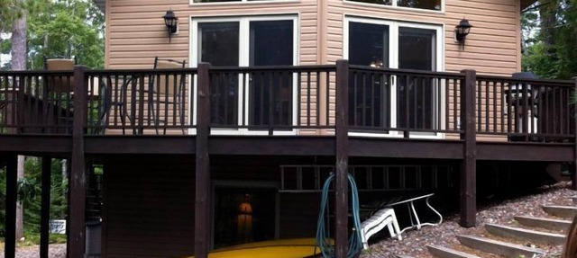 Pet-Friendly Home On Moccasin Lake in Land O'Lakes