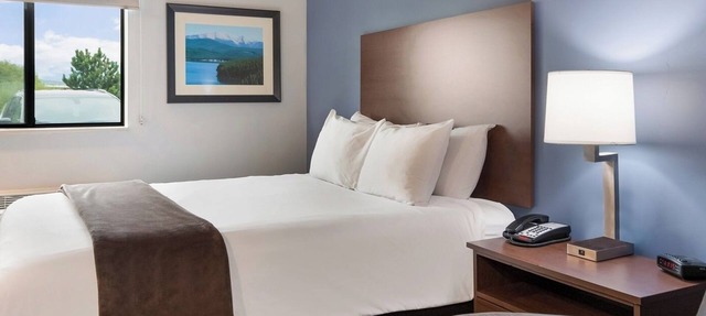 Pet-Friendly Room w/Kitchen & Blackout Curtains – Great Location! in Ketchikan