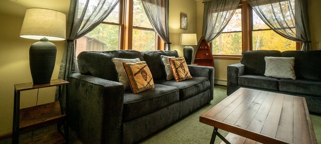 Pine Bluff Cottage (Unit 3) in Land O'Lakes