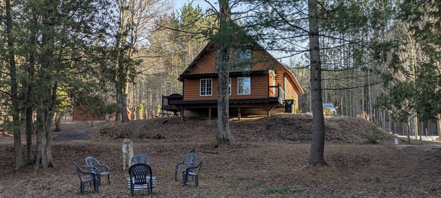 Platte River Pair: Leaf Peeping Adventure | Beulah Michigan Cabin in Beulah