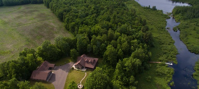 Premium Home On 600+ Private Wooded Acres W Private Lake Access On Scenic Hill in bruce