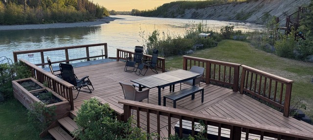 Pristine riverfront 2-bedroom house with private dock, huge deck, and gazebo! in Sterling