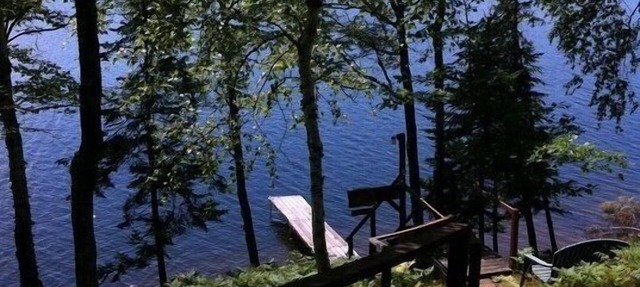 Private and Peaceful Lakefront Home on Lindsley Lake on the Cisco Chain of Lakes in Watersmeet