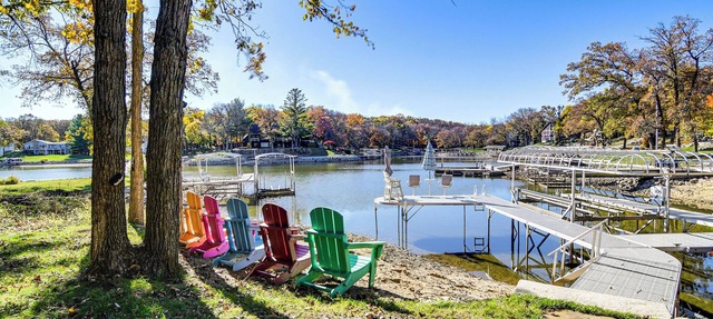 Private Beach! Lakefront Cabin in Panora in Panora
