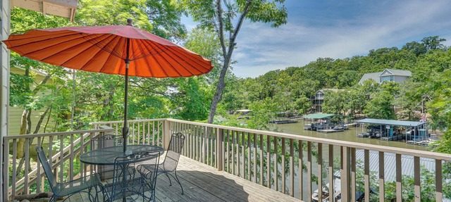 Private Dock & Resort Access: Margaritaville Cabin in Osage Beach