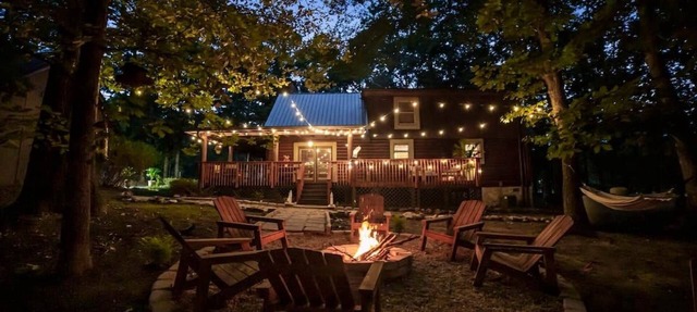 Private Luxury Cabin w/Hot Tub, Fire Pit & Sauna in Henry County