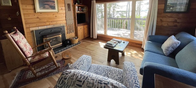 Private Ocean Front Cabin Close To Cavendish Beach, Restaurants, & More! in Breadalbane