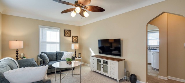 Quaint Cedar Rapids Home, 4 Mi to Downtown! in Cedar Rapids