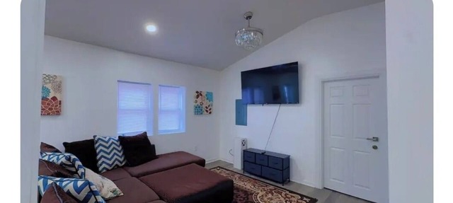 Quiet 2BR-Retreat Near Alum Creek & Lewis Center in Delaware