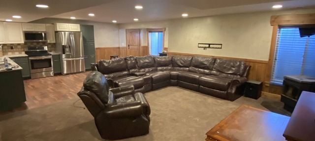 Quiet Country Home ! Close to Skiing resorts, shopping and more in Spanish Fork
