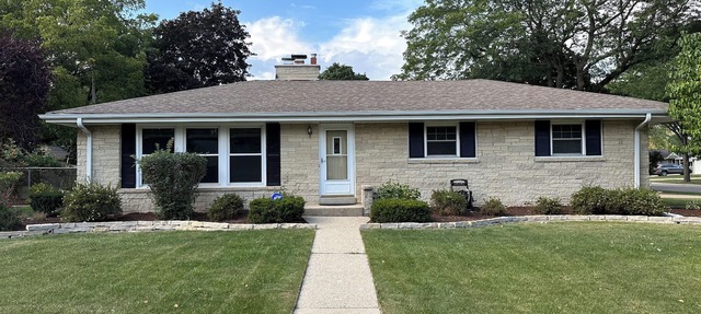Relax Near Everything in Milwaukee in Wauwatosa
