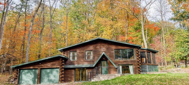 Rib Mountain Cabin in Wausau