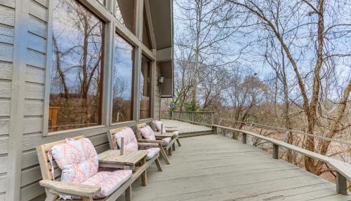 Riverfront Baxter Springs Home w/Deck & Grill! in Baxter Springs