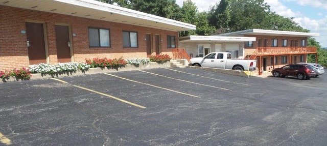 Rivers EDGE MOTEL in Louisiana